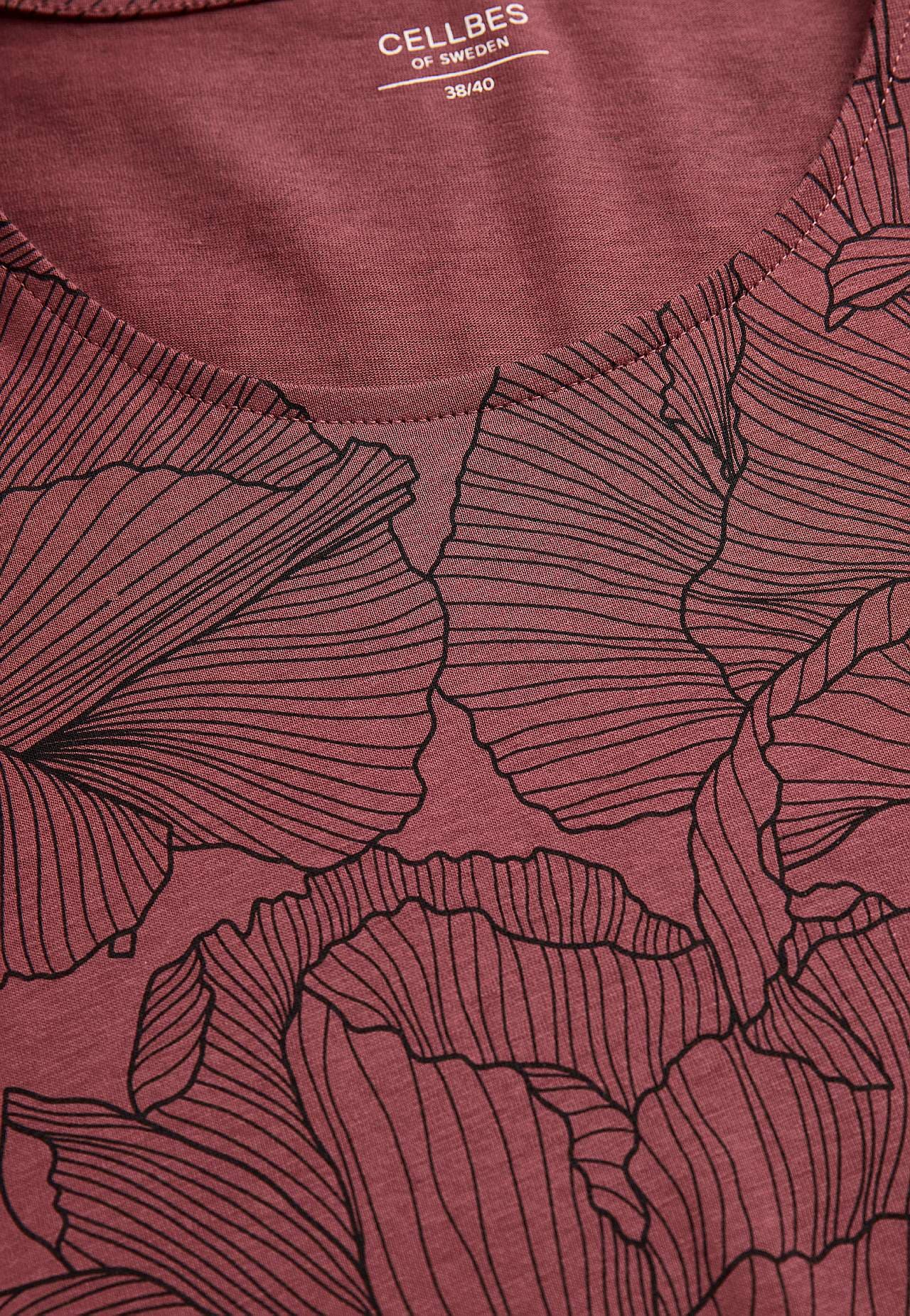 Patterned, long nightgown