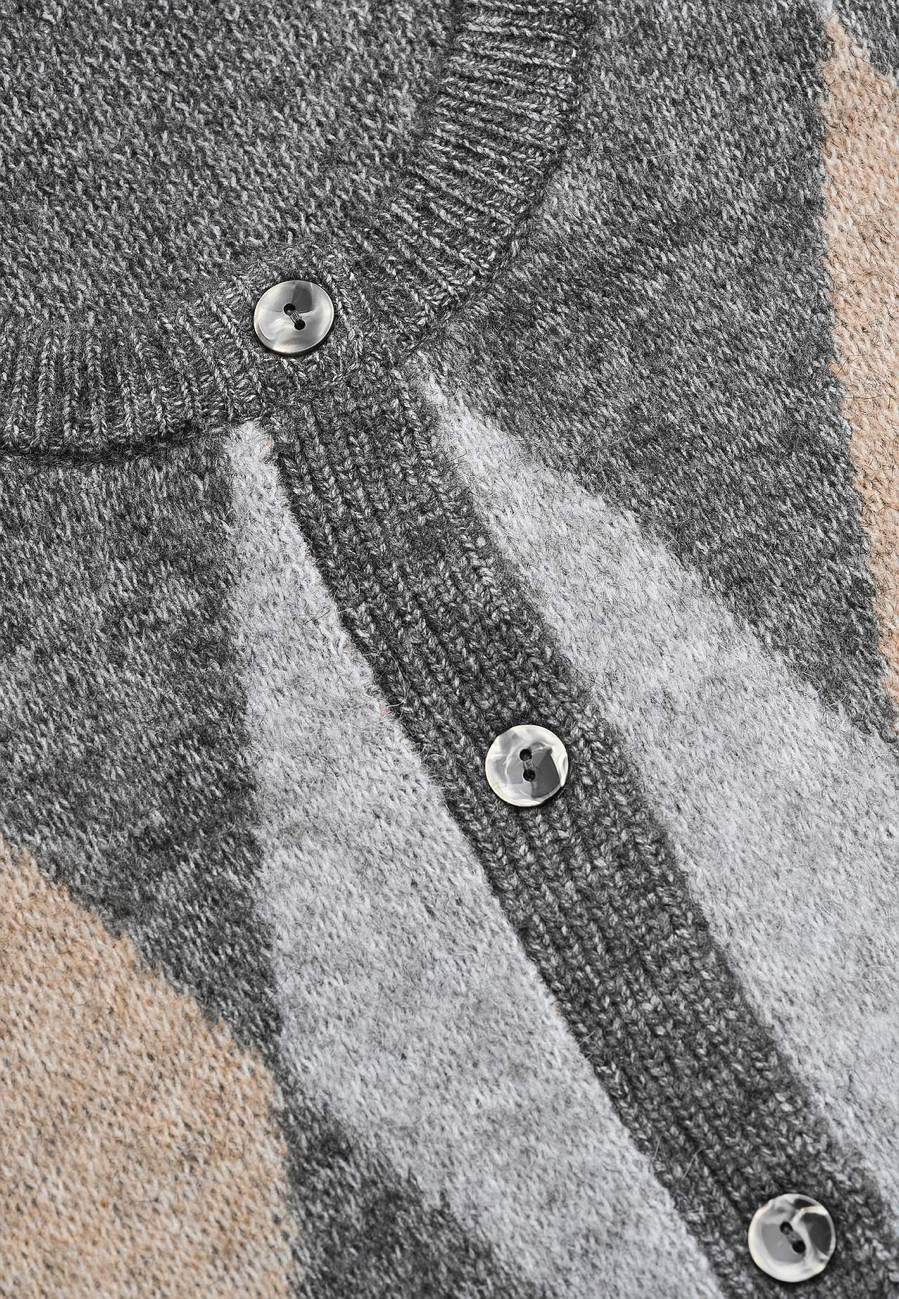 Knitted cardigan