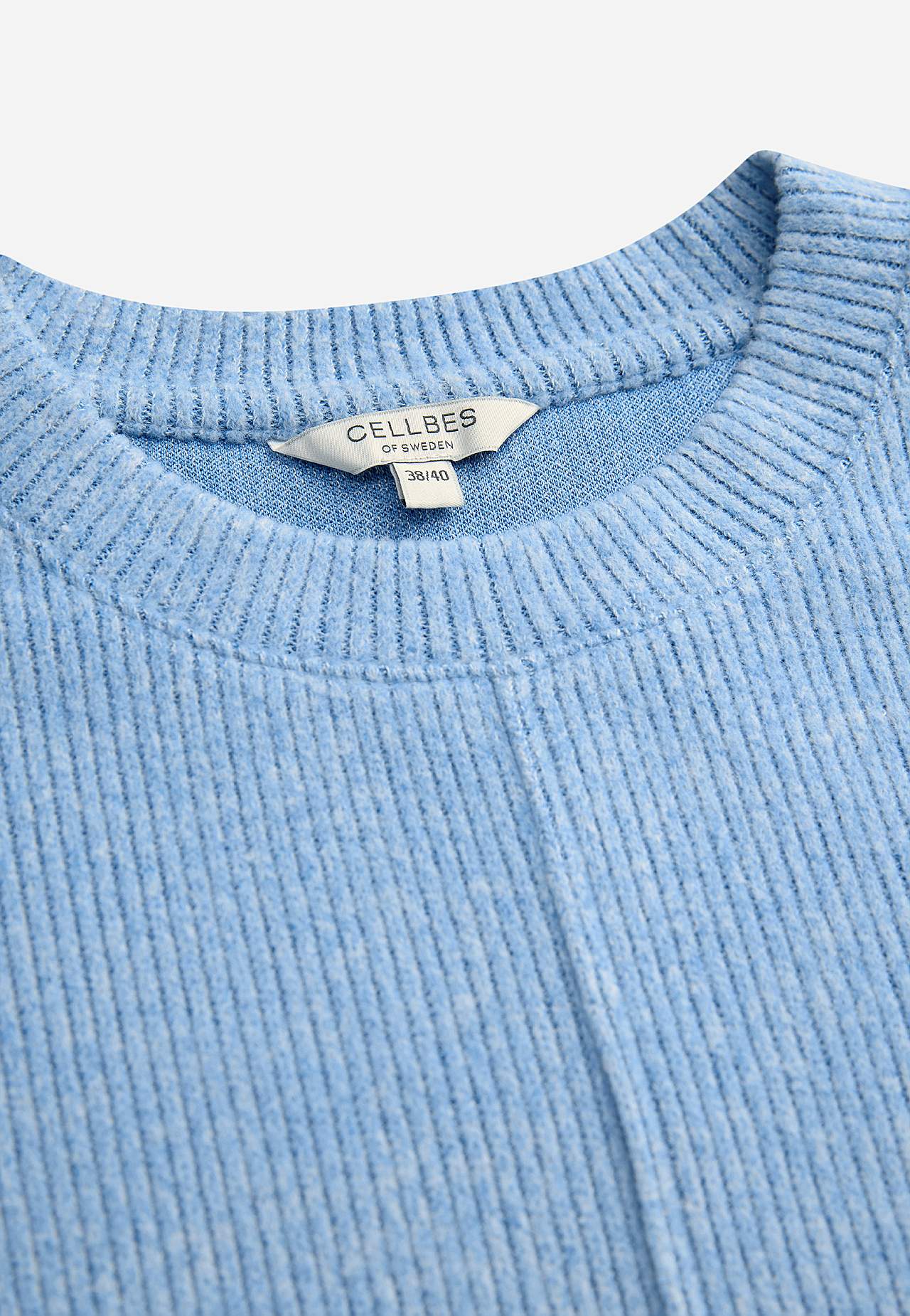 Super soft sweater with decorative center seam Beata