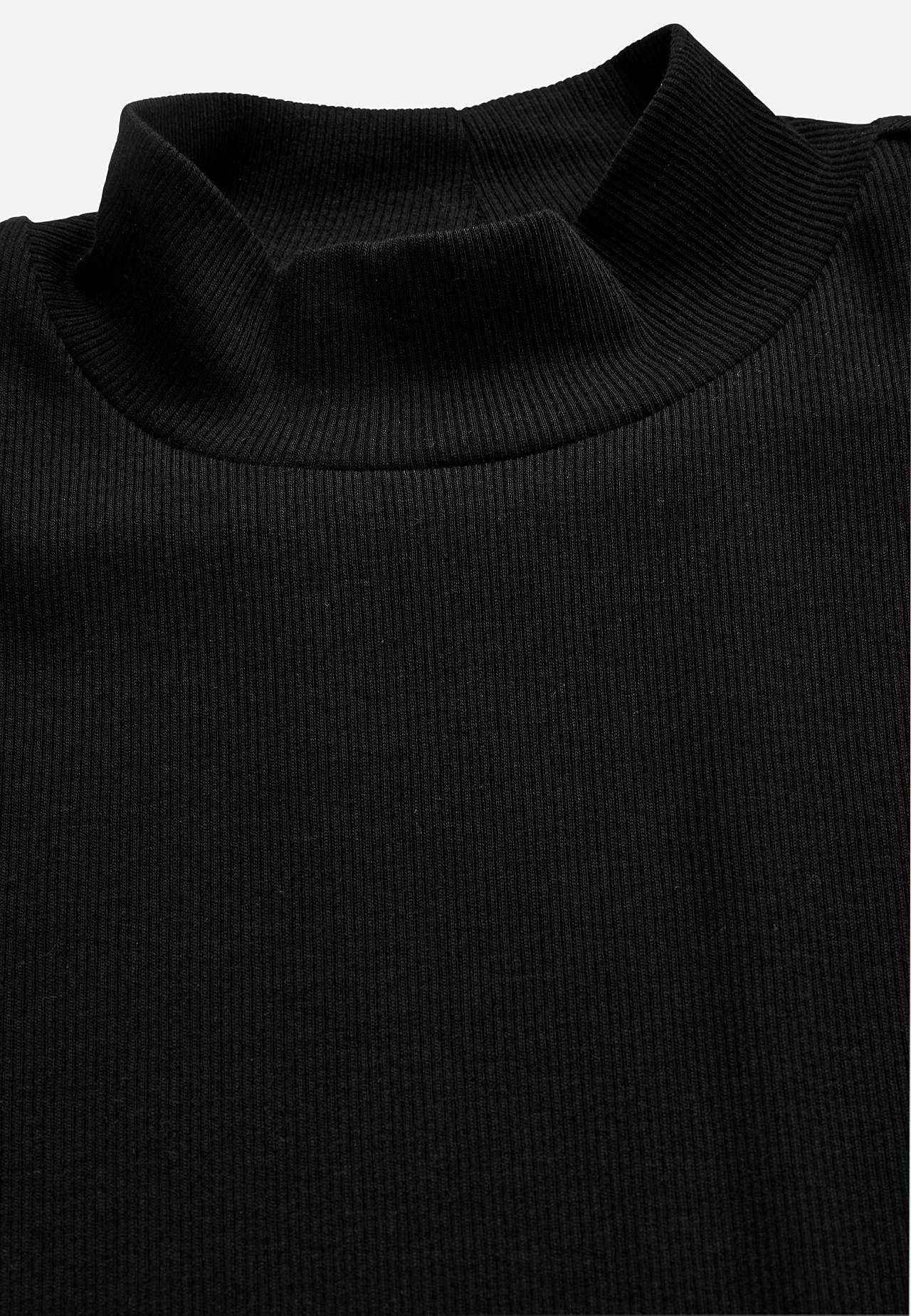 Ribbed top with turtleneck