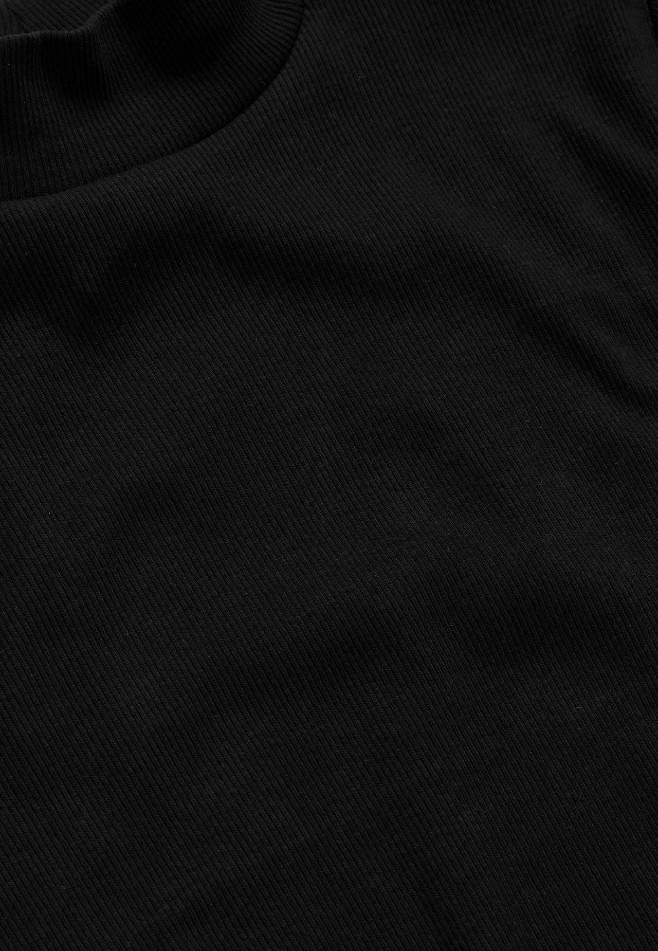 Ribbed top with turtleneck