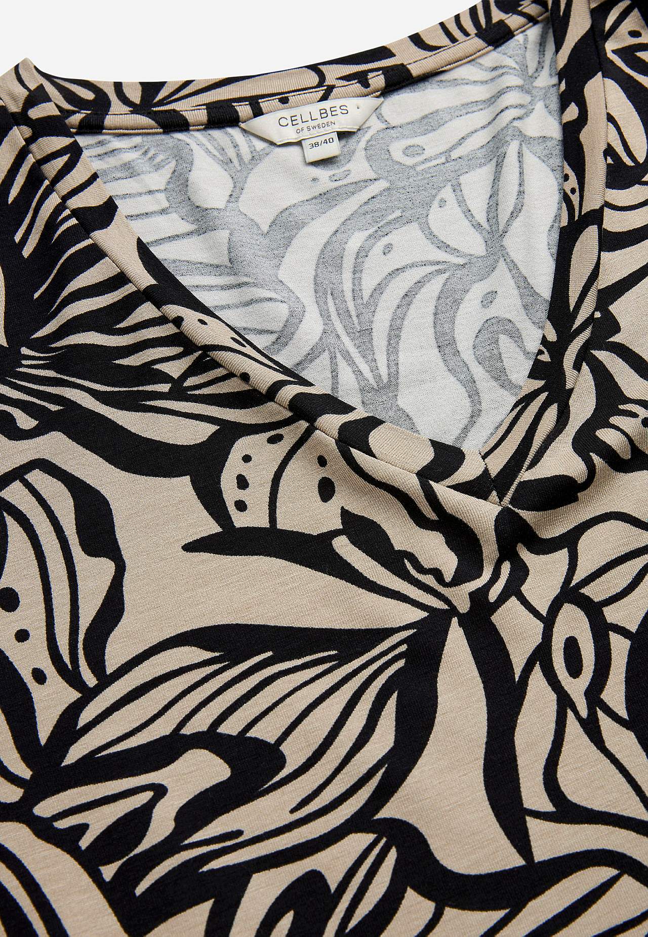 Patterned viscose dress with pockets