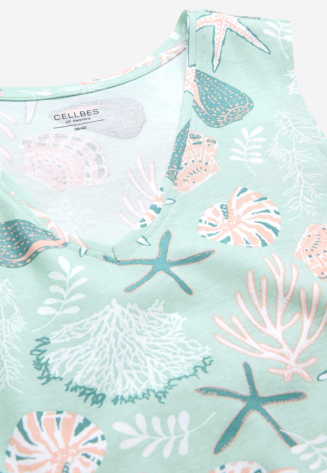 Patterned, sleeveless nightdress