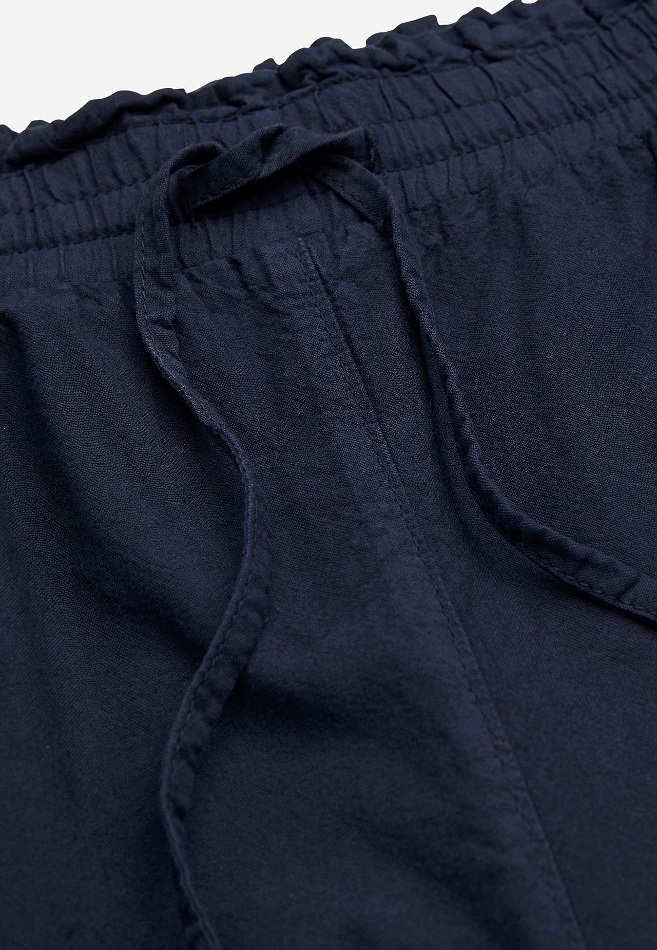 Shorts in washed cotton