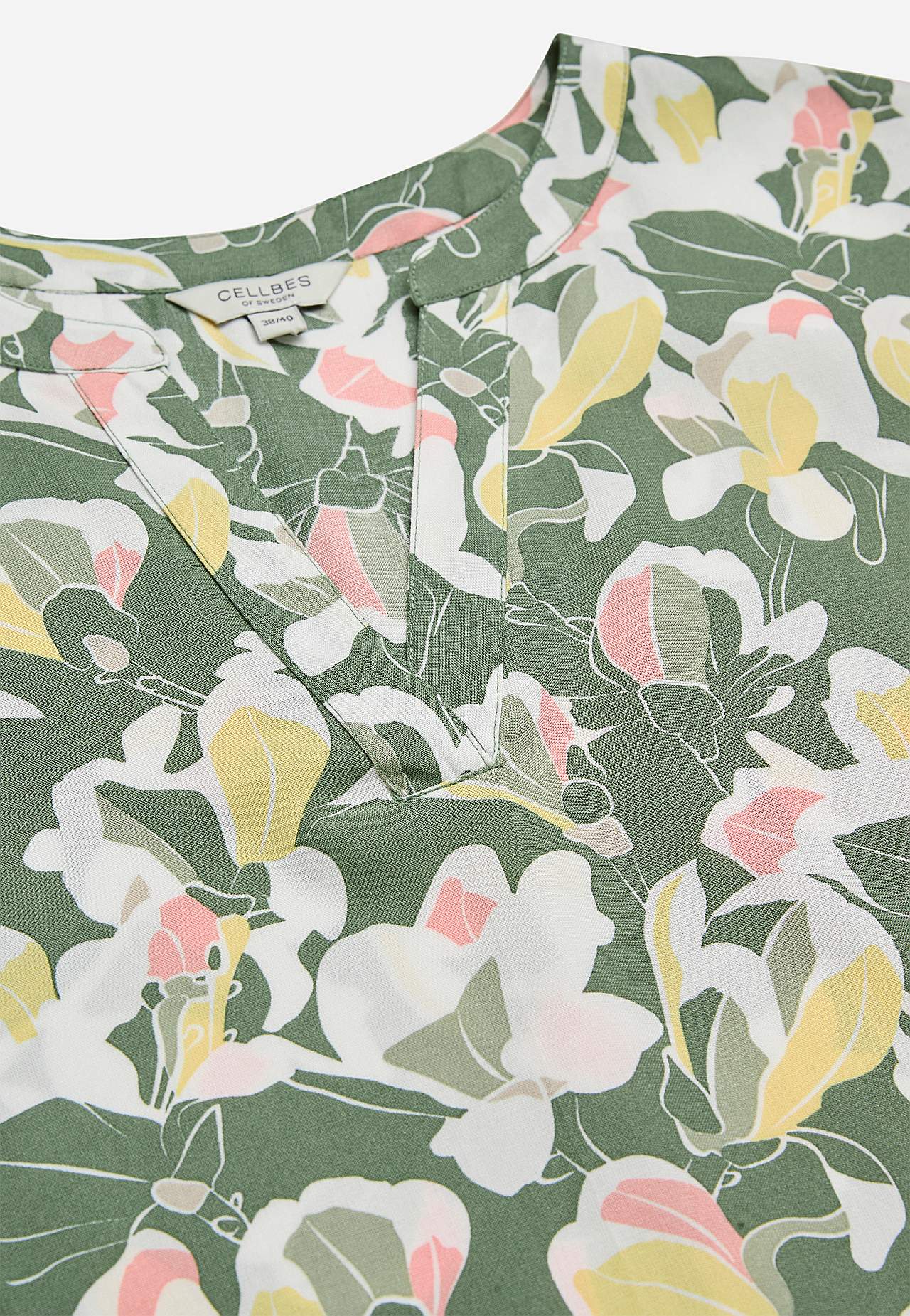 Viscose dress with flounce