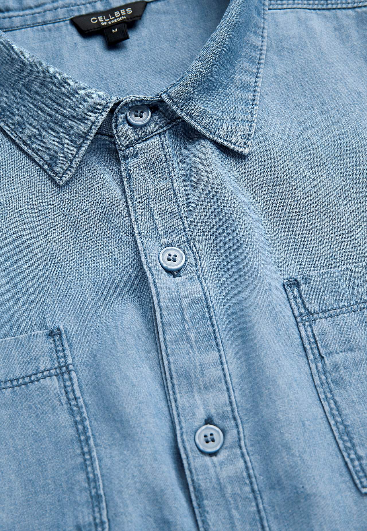 Short-sleeved, soft denim shirt