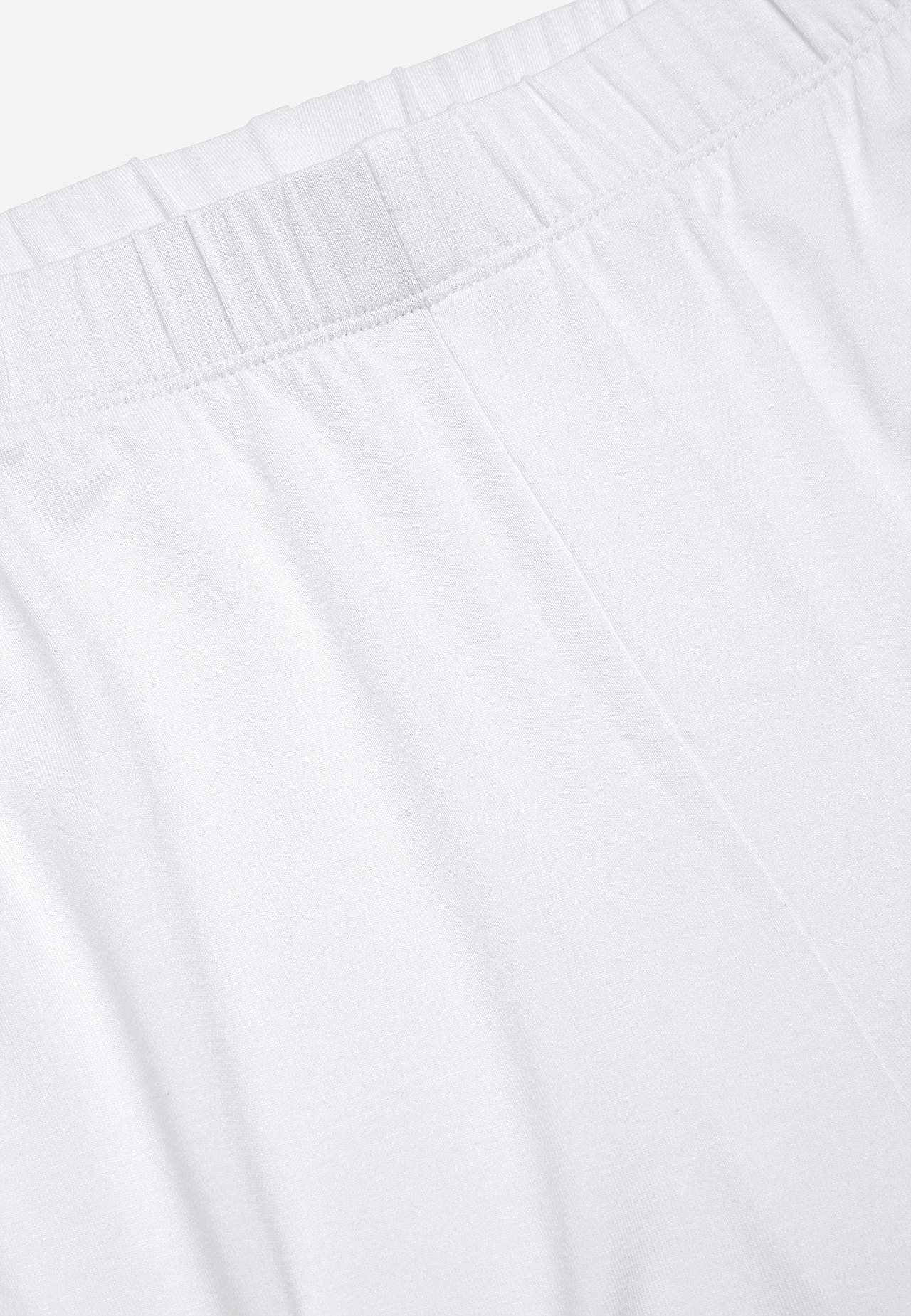 Capri leggings with side slits