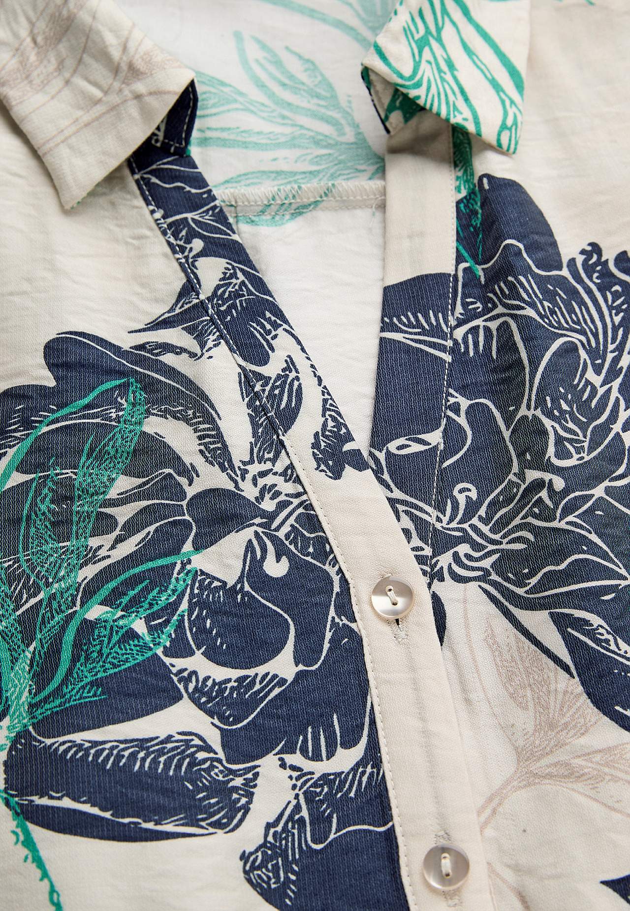 Floral shirt dress in soft viscose blend