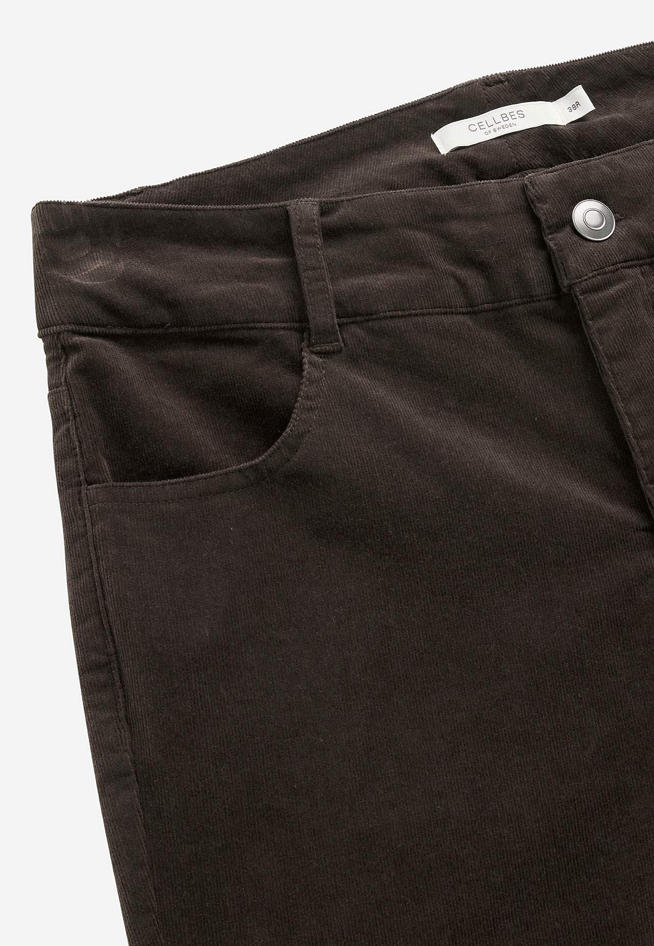 Kapearaidalliset, bootcut vakosamettihousut