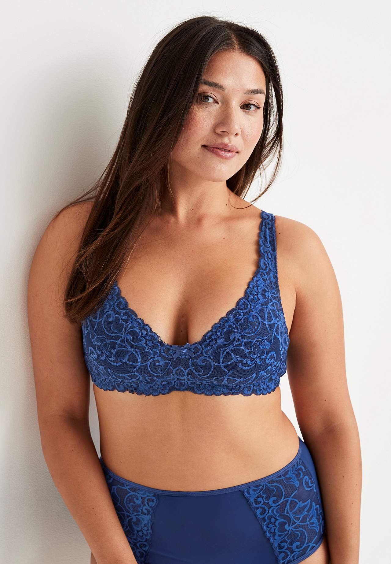 Lace bra without wire