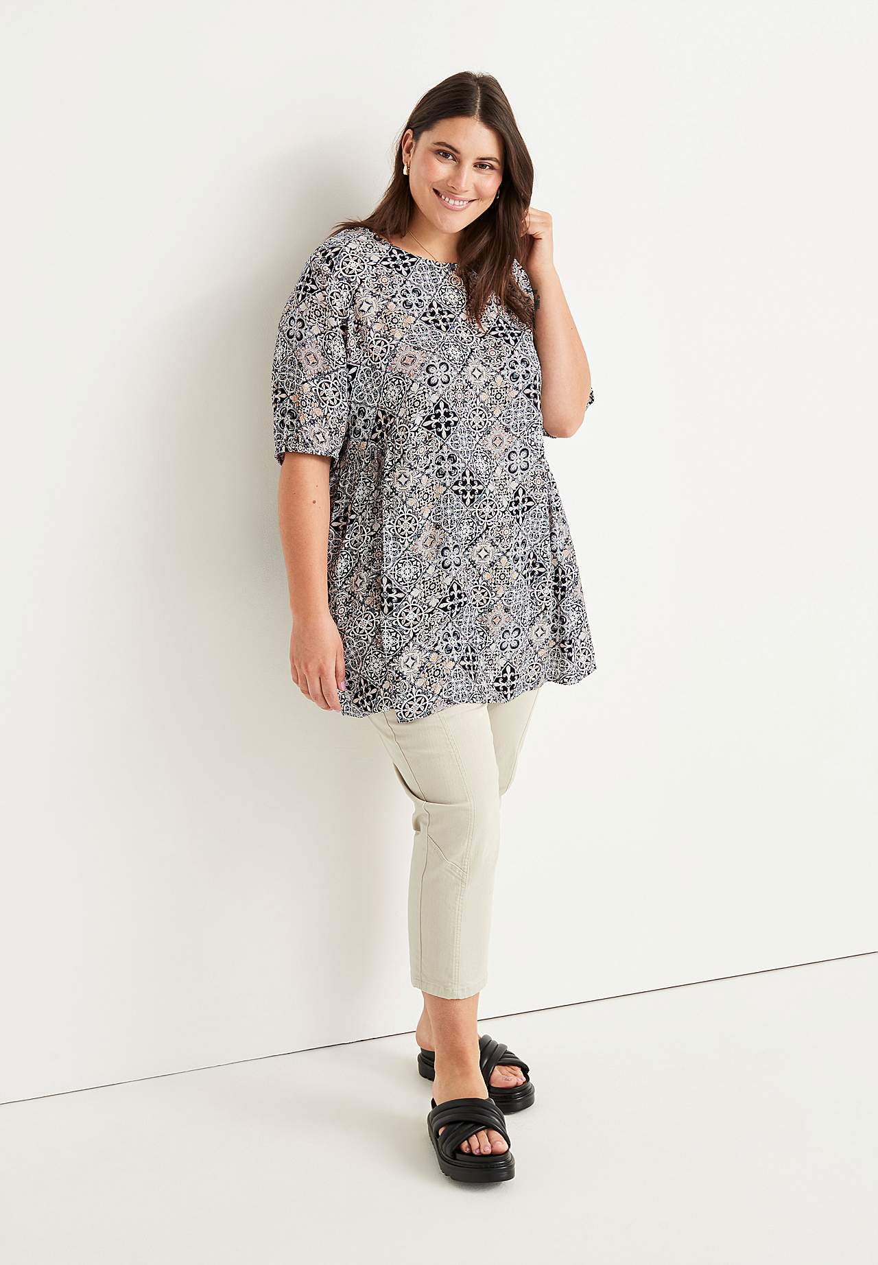 Crop jeans with five-pocket design