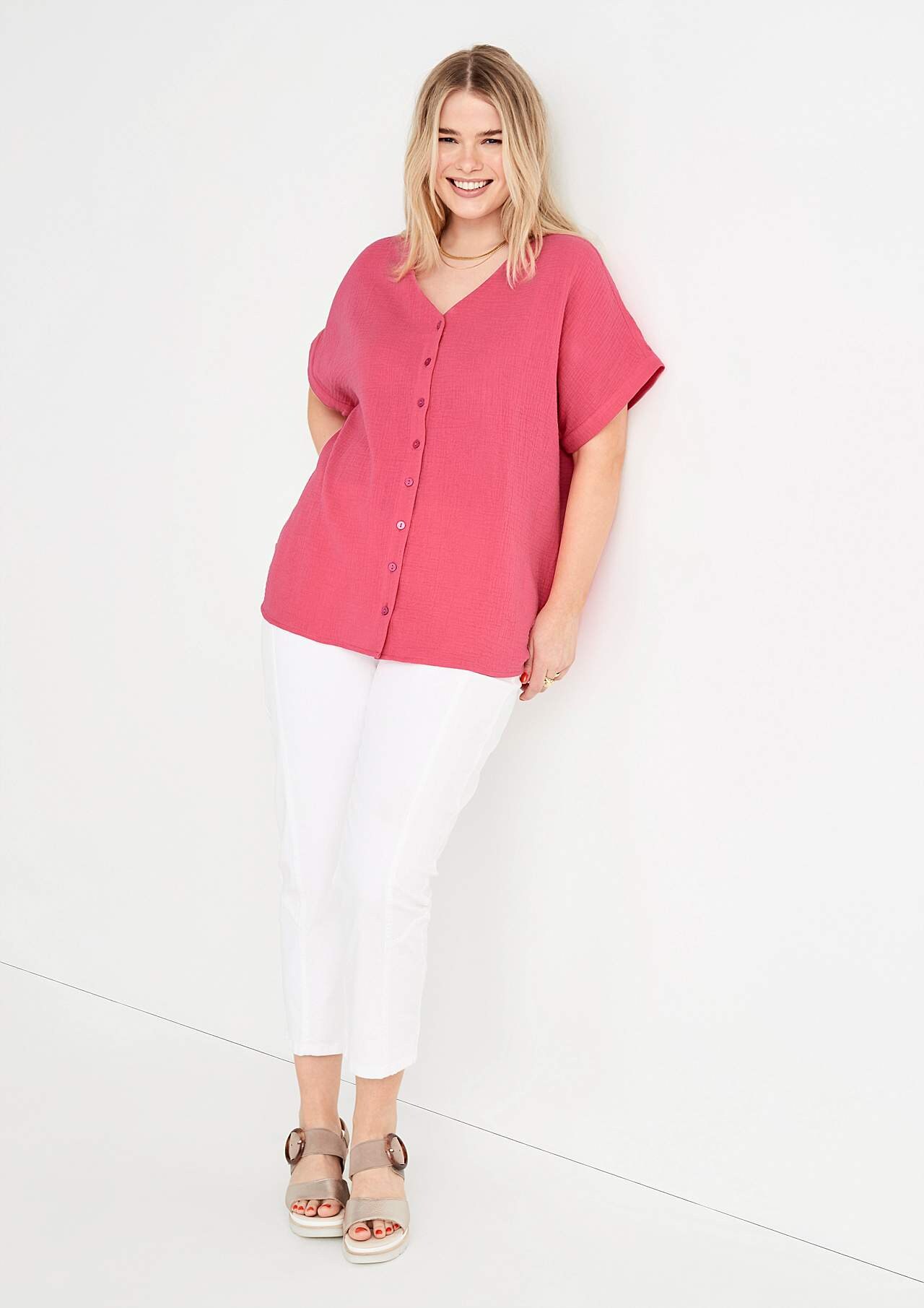 Buttoned through blouse in cotton gauze