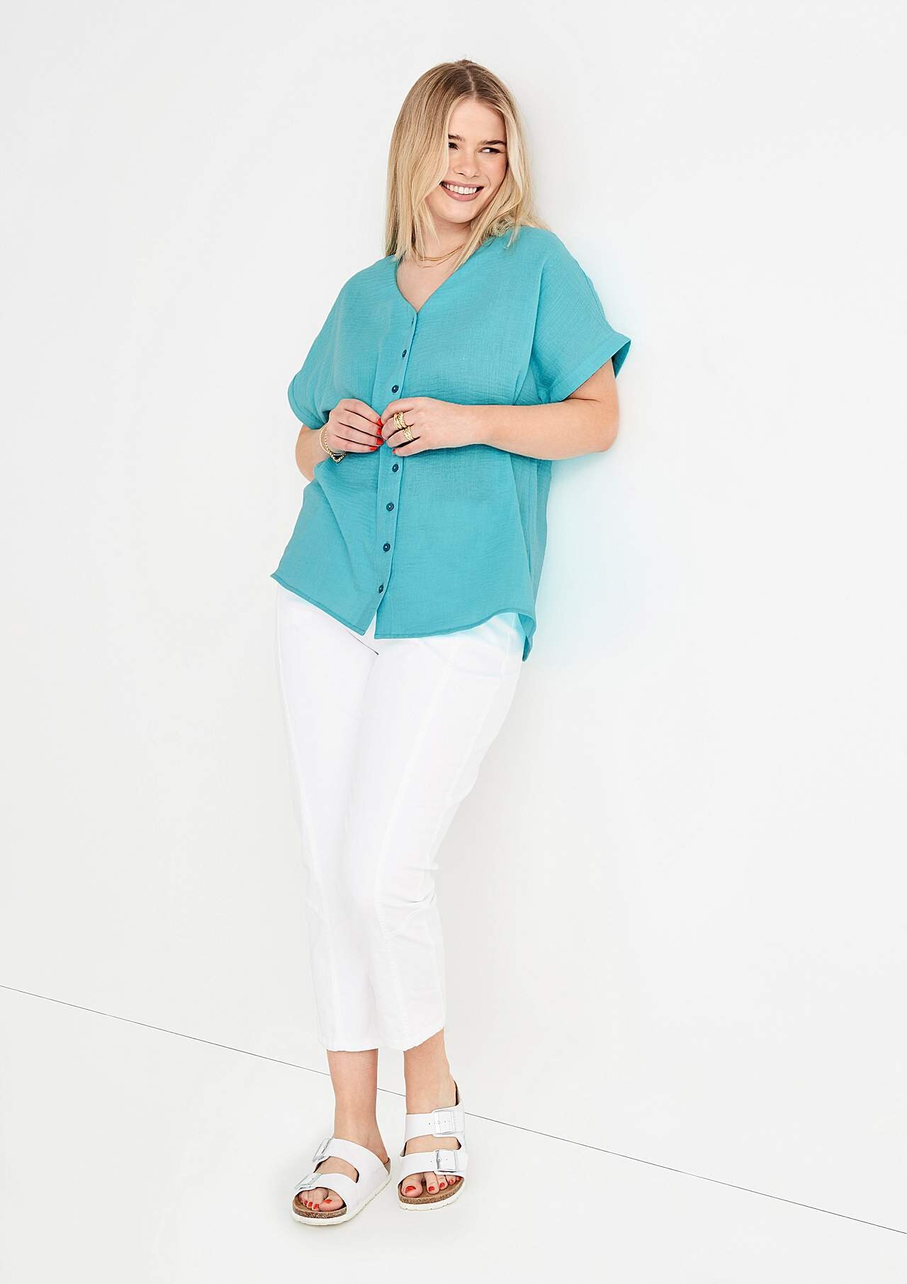 Buttoned through blouse in cotton gauze