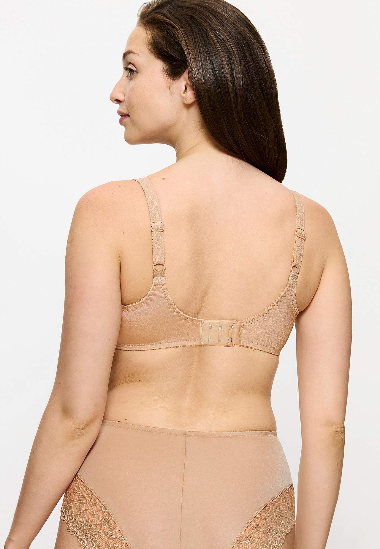 Ladyform Soft minimizer-rintaliivi Triumph-tuotemerkiltä Ladyform Soft