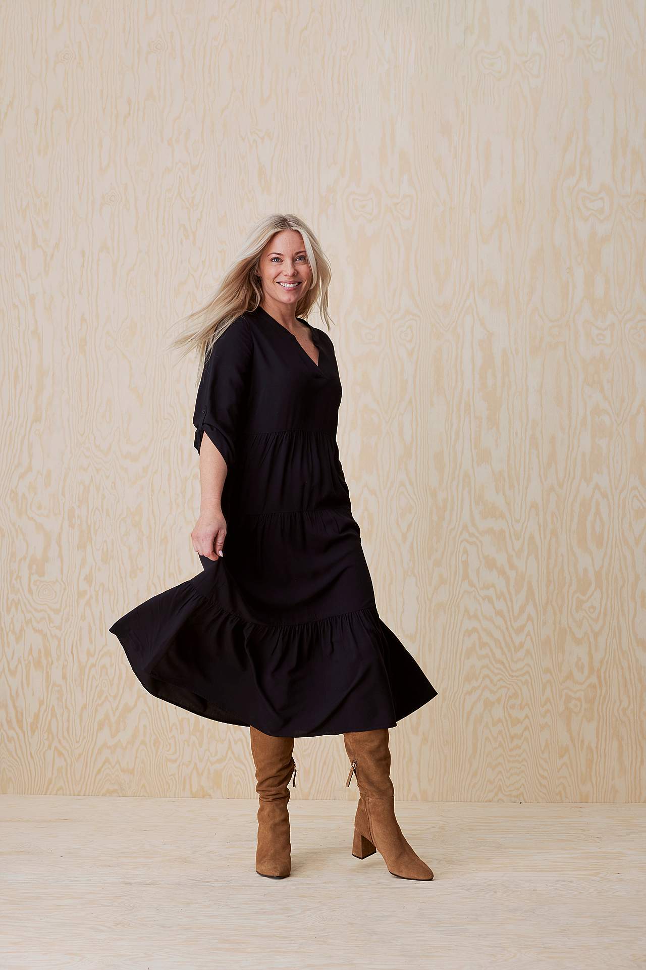 Dress with flounces