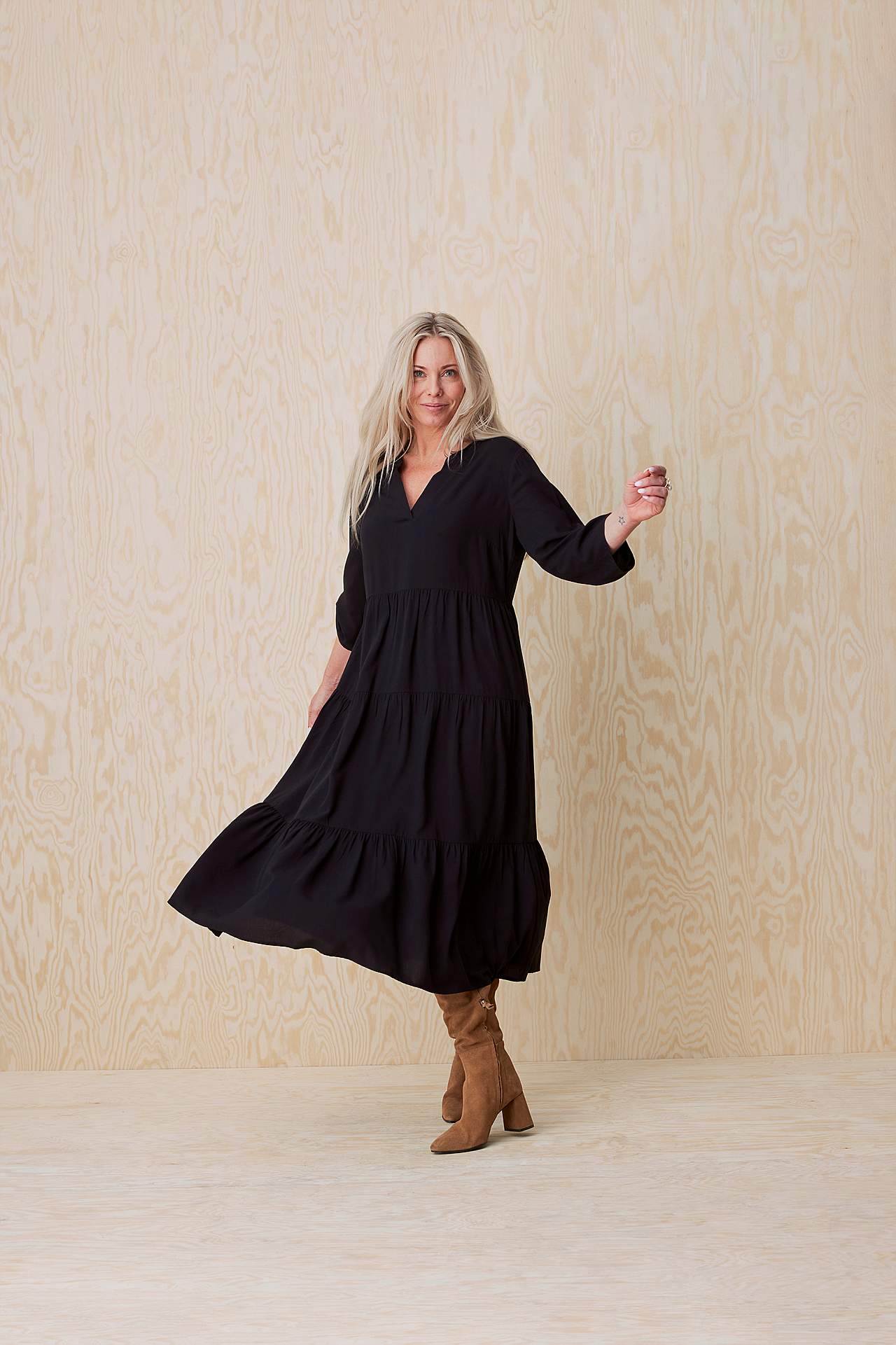 Dress with flounces