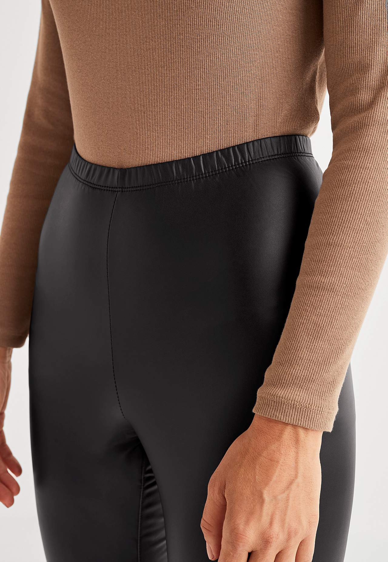Coated leggings