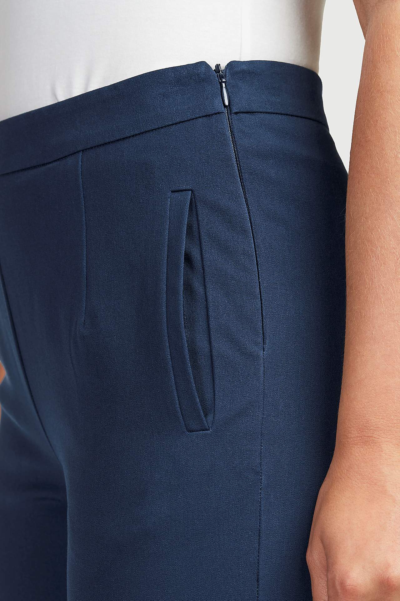 Straight trousers with a stretch Anemone