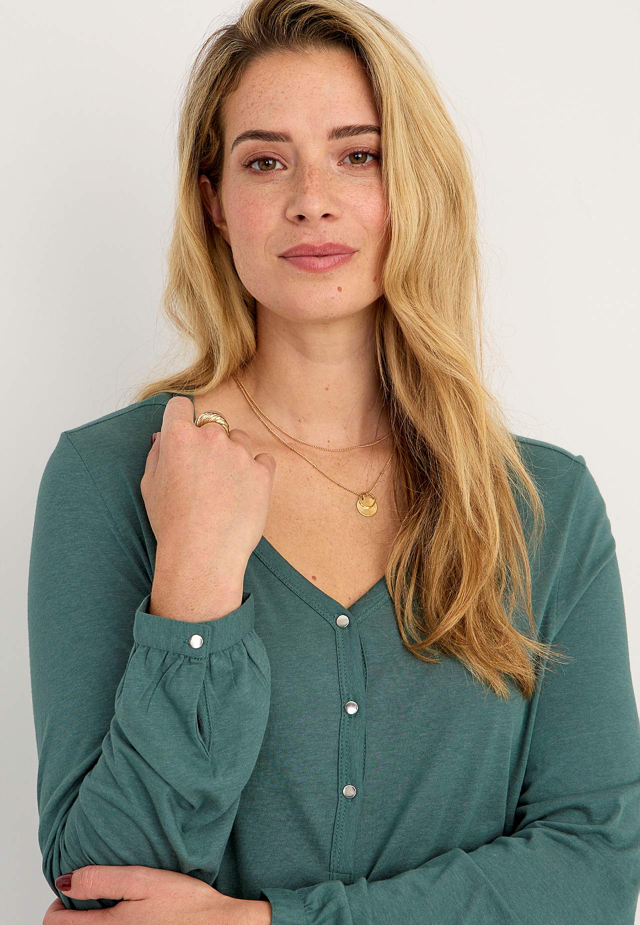 Jersey tuniq with v-neck cut