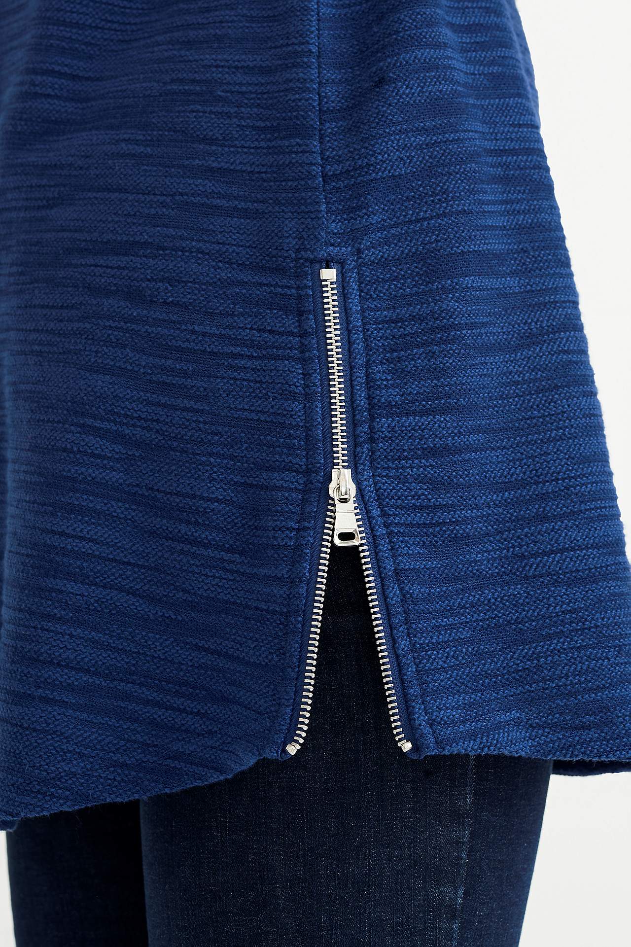 Soft tunic with 3/4 length sleeves