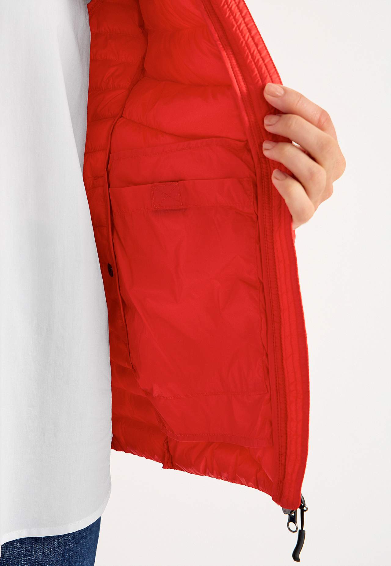 Practical, stylish lightweight jacket