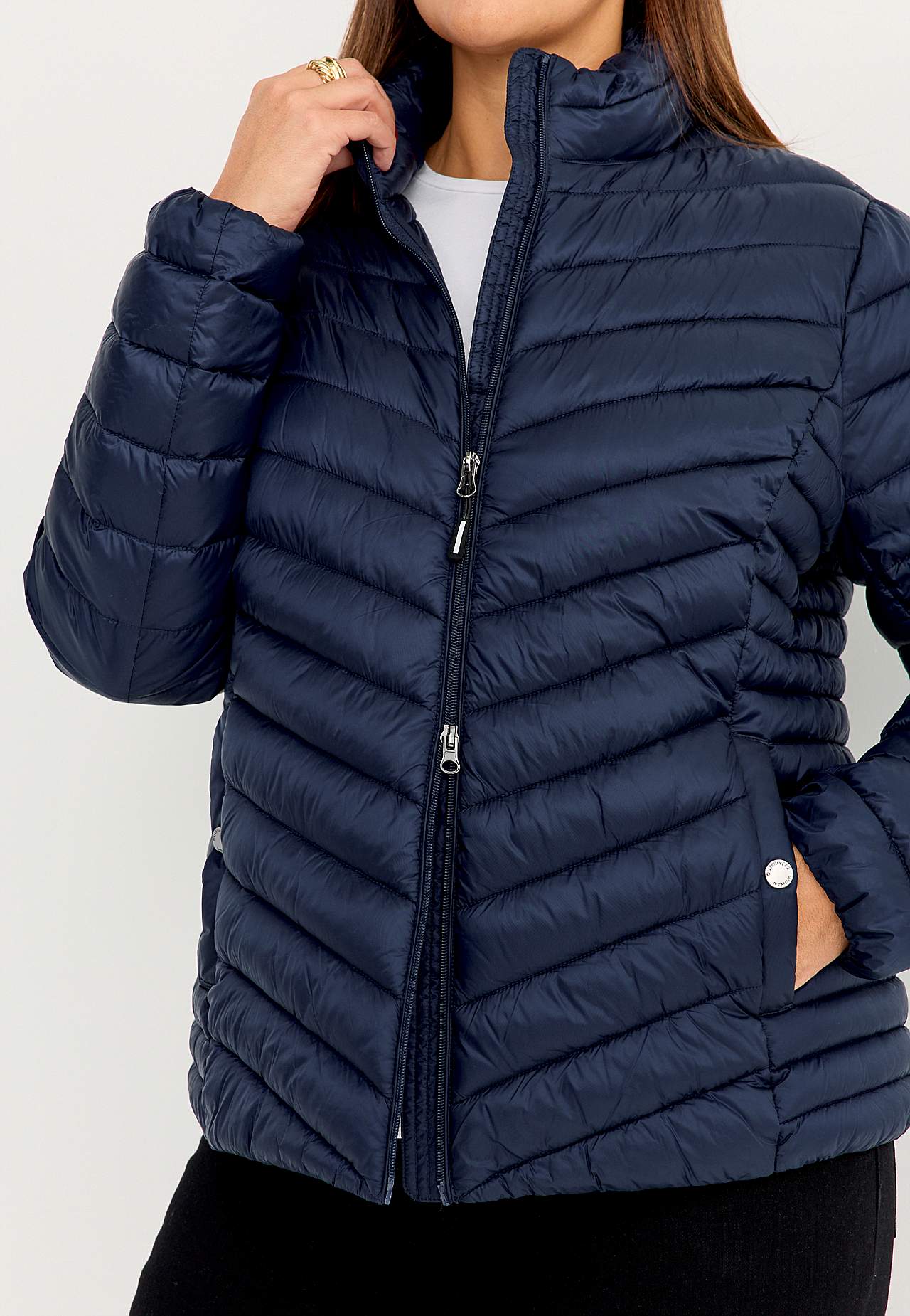 Practical, stylish lightweight jacket