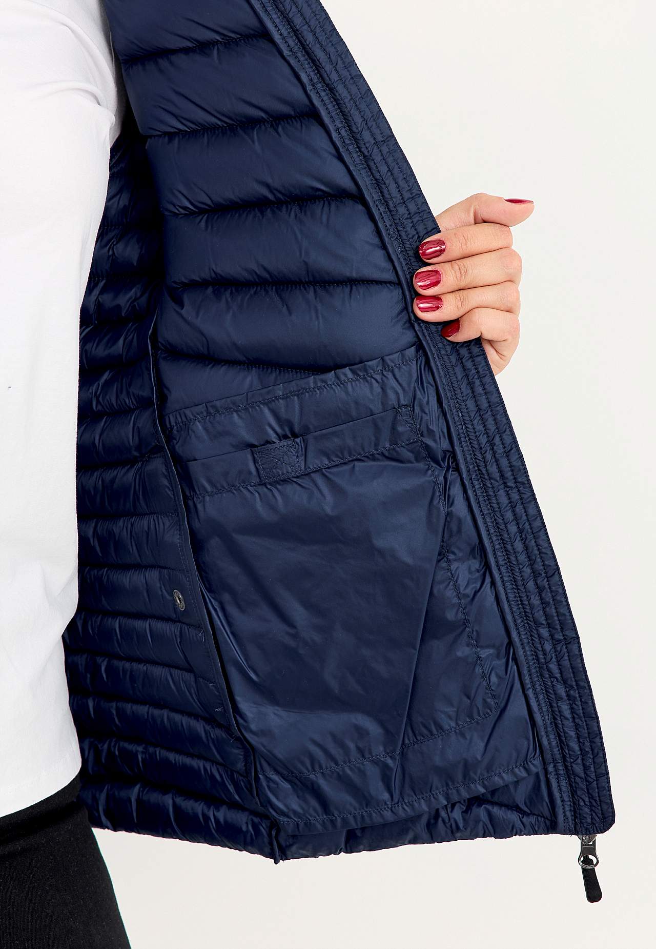 Practical, stylish lightweight jacket