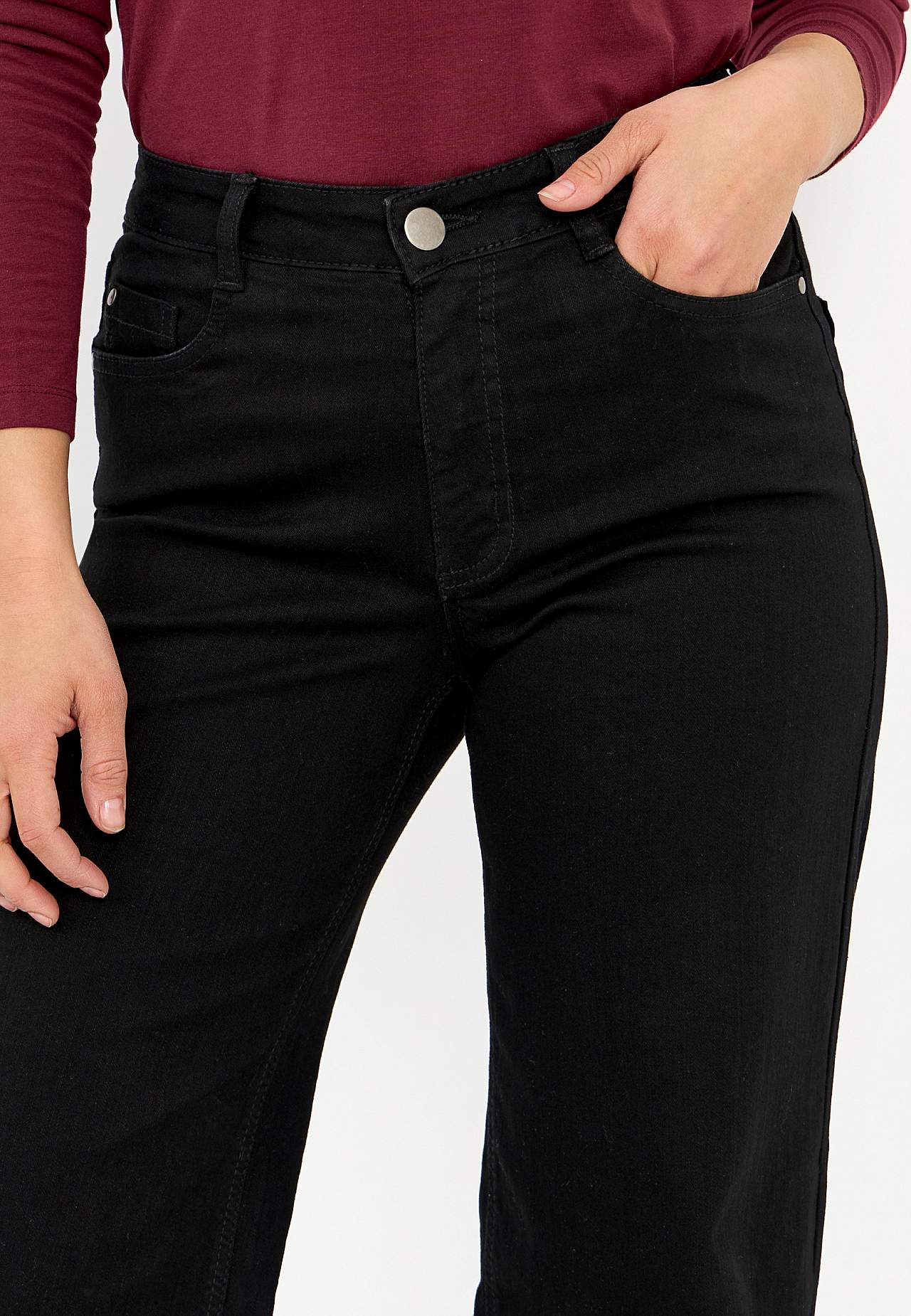 Wide jeans with high waist