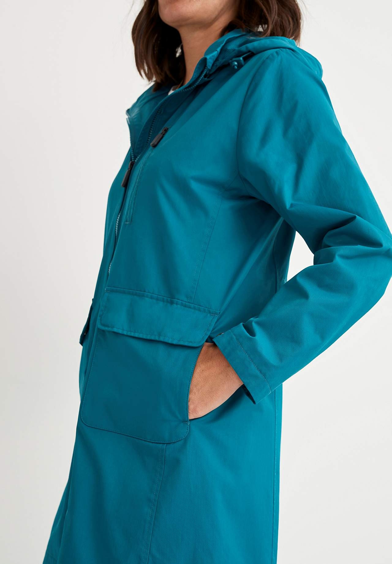 Long windbreaker