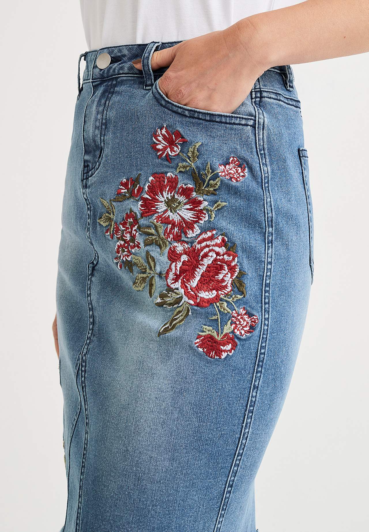 Denim skirt with embroidery
