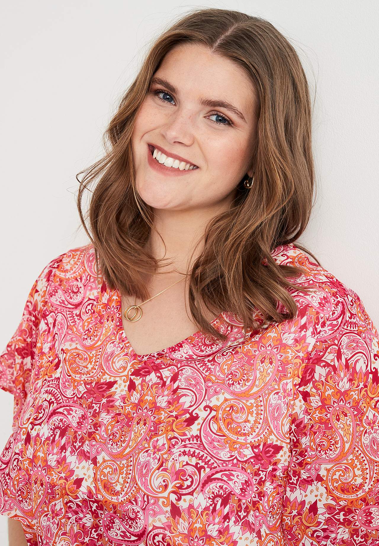 Chiffon tunic with a paisley pattern