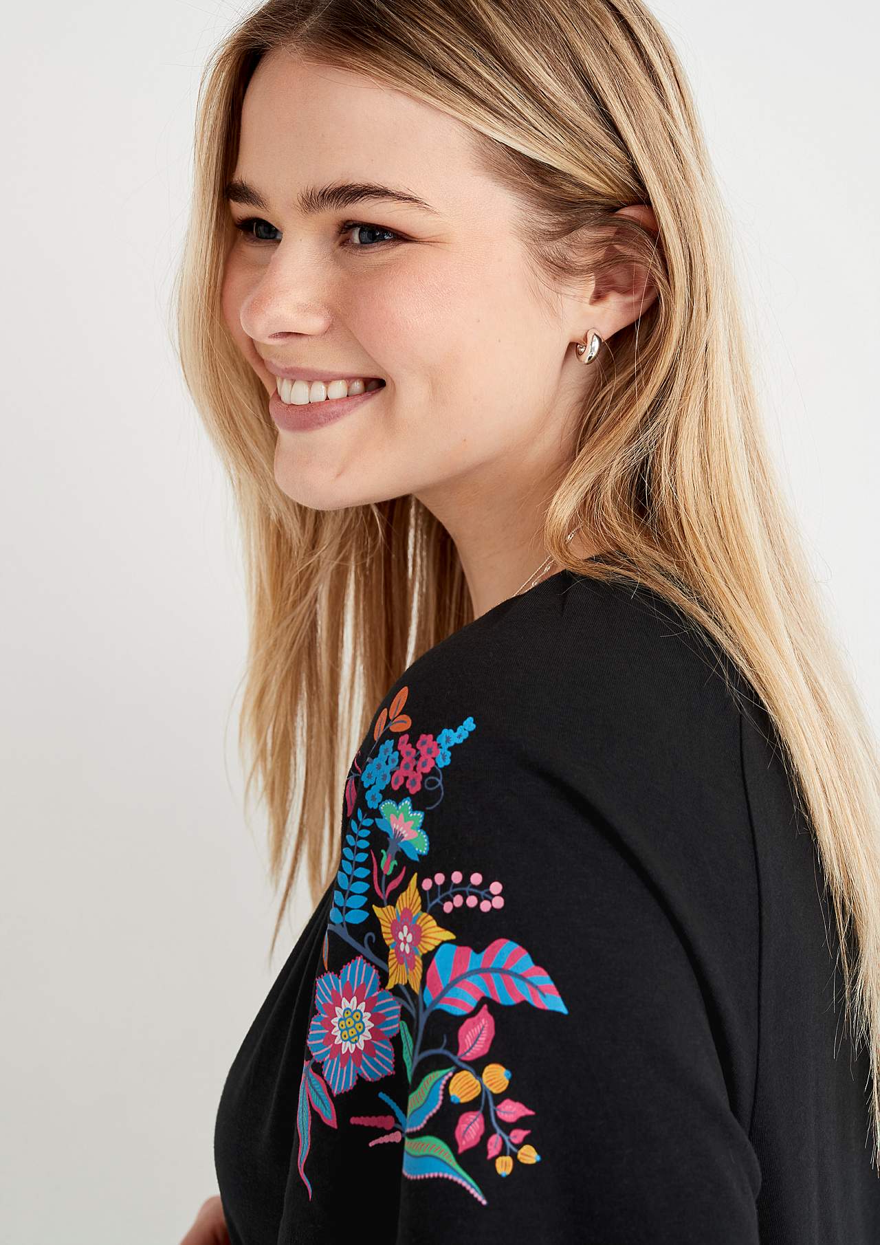 Tunic with frill at the bottom