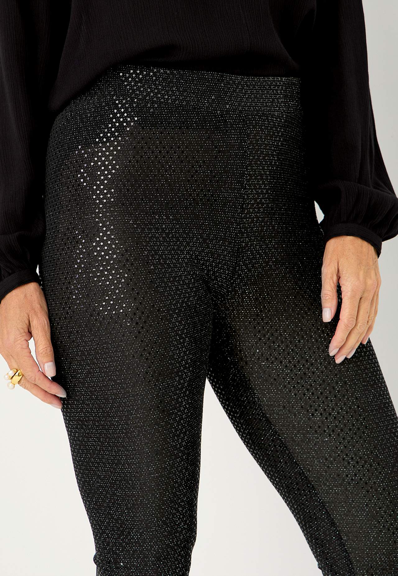 Leggings with sequins