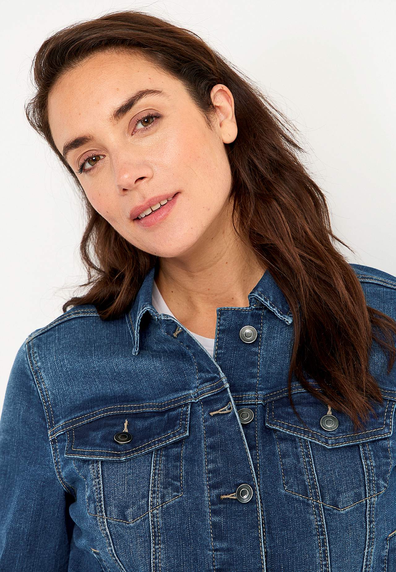 Denim jacket with stretch