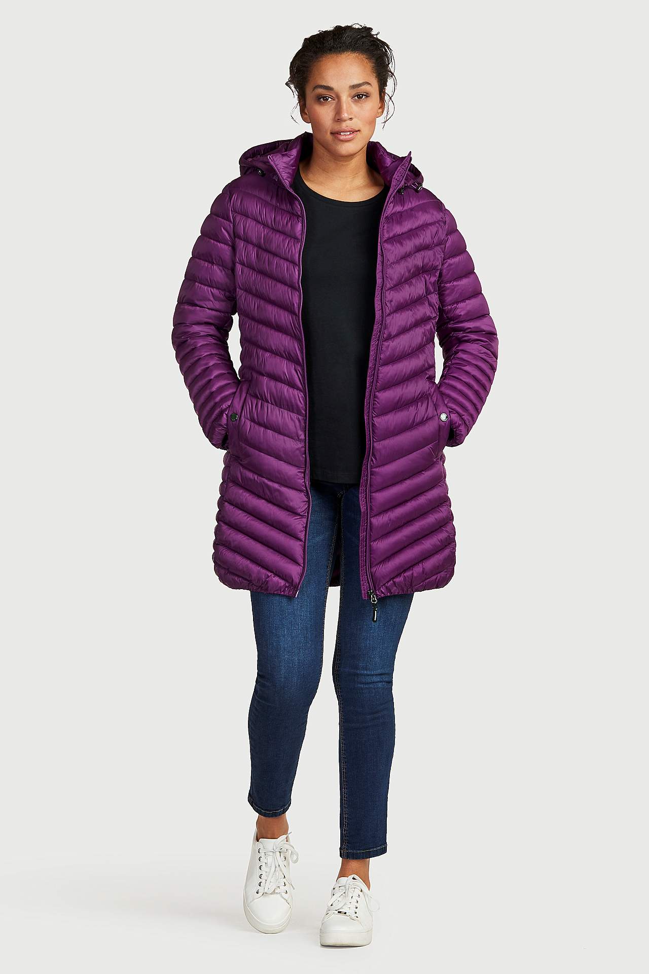 Lightweight puffer jacket