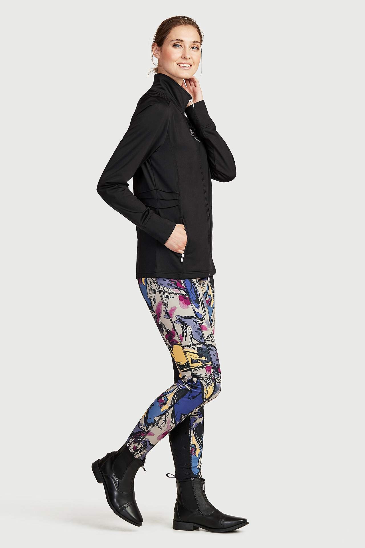 Long-sleeved jumper with zip