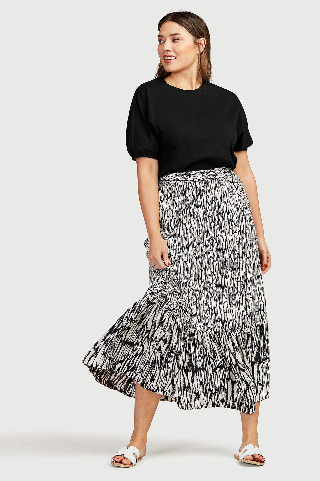 Solid color jersey top