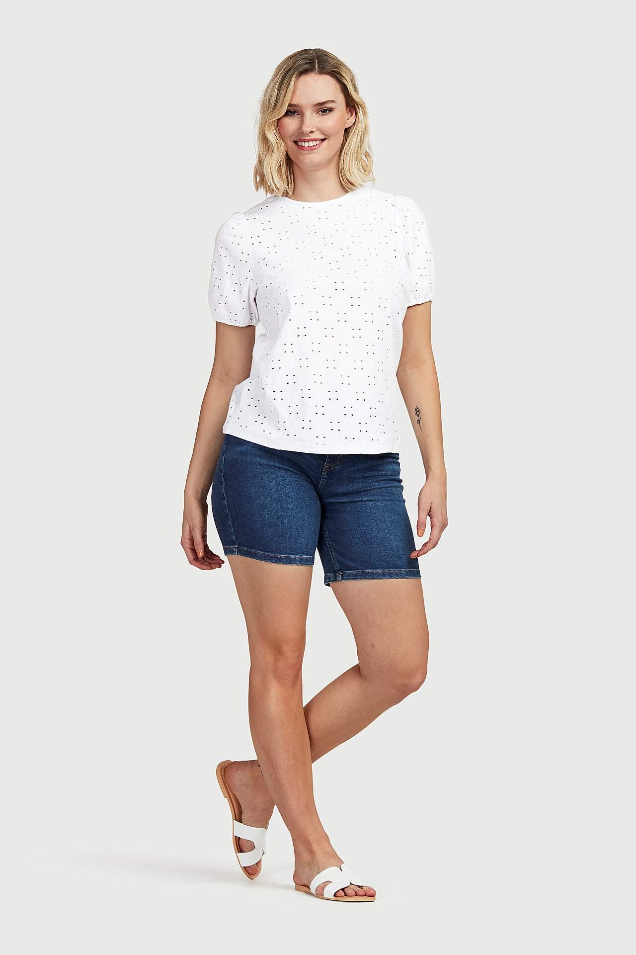 Denim shorts Love