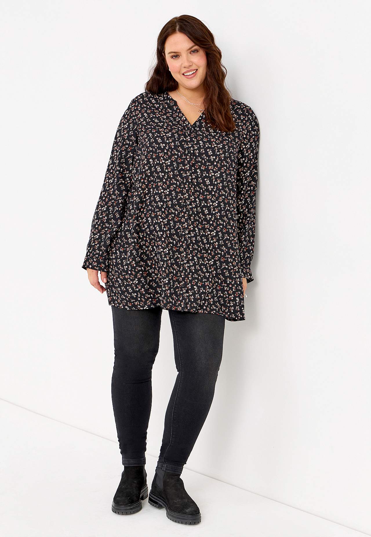 Patterned, woven tunic