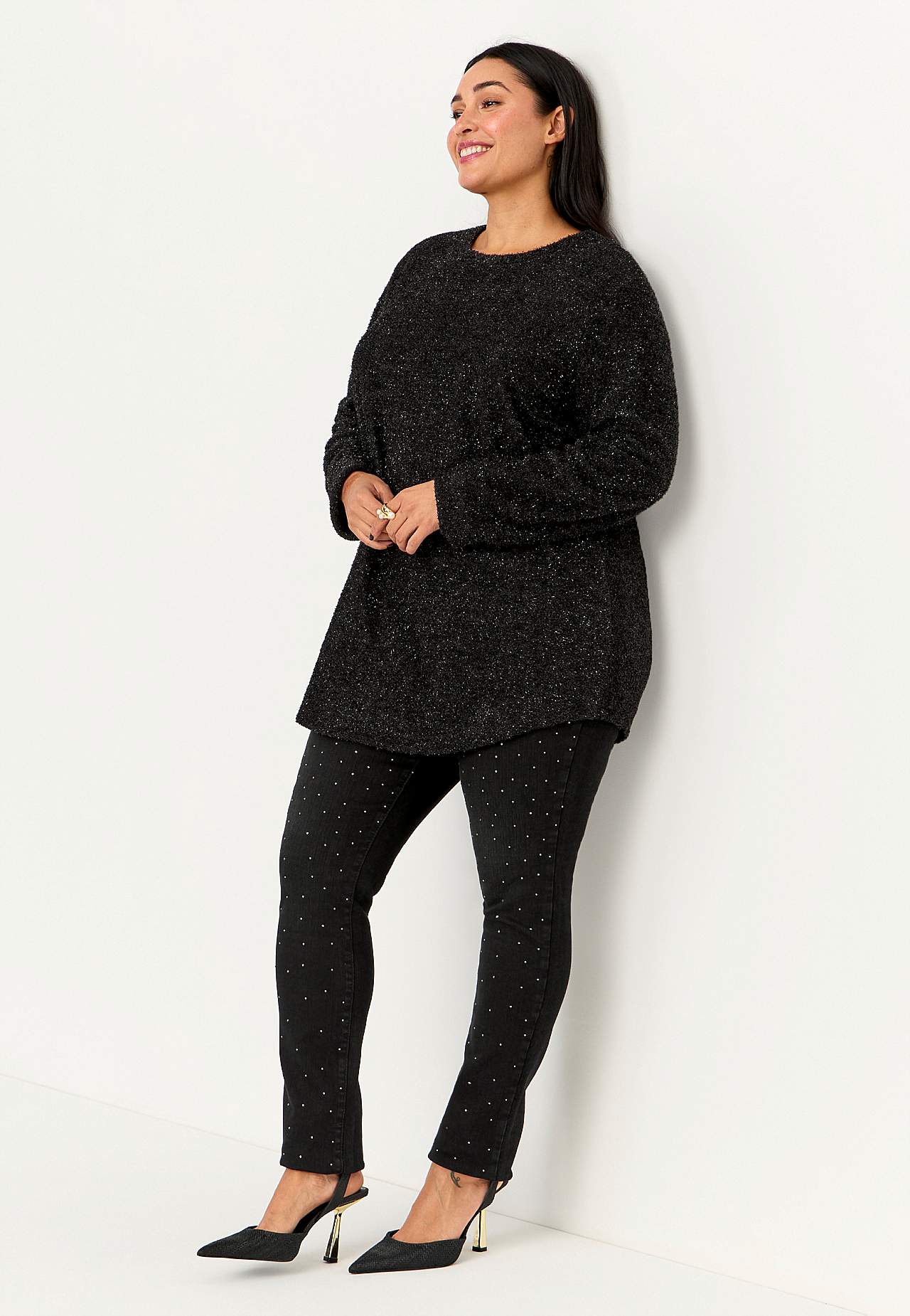 Stretchy jeggings with rhinestone details