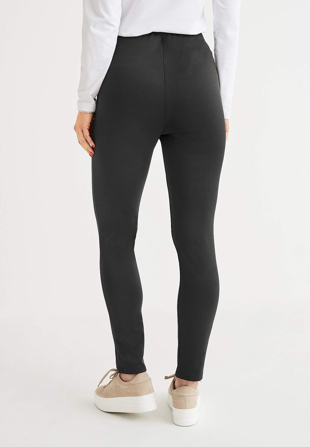 Jazz pants with slim leg