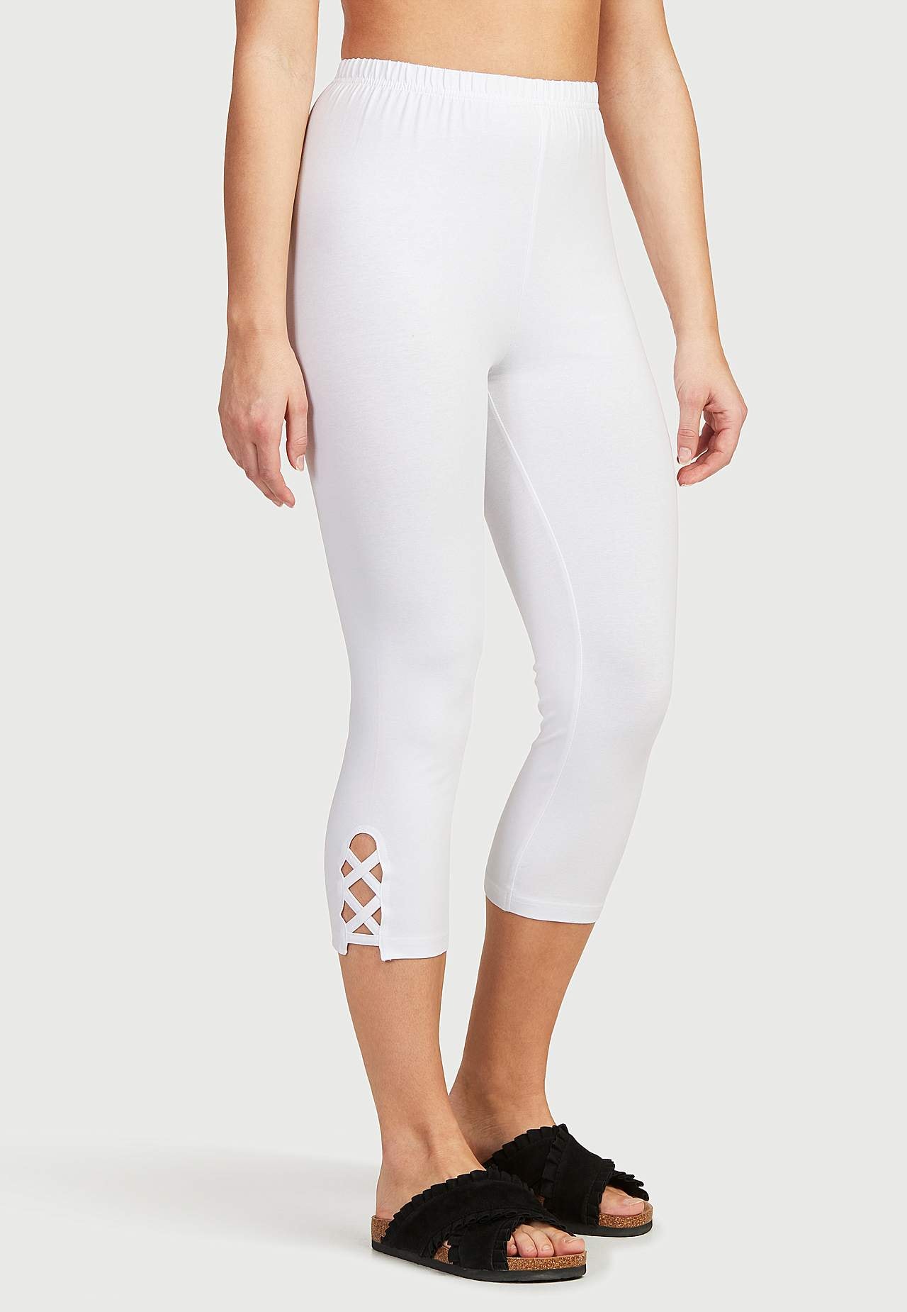 Capri leggings with nice details 2-pack