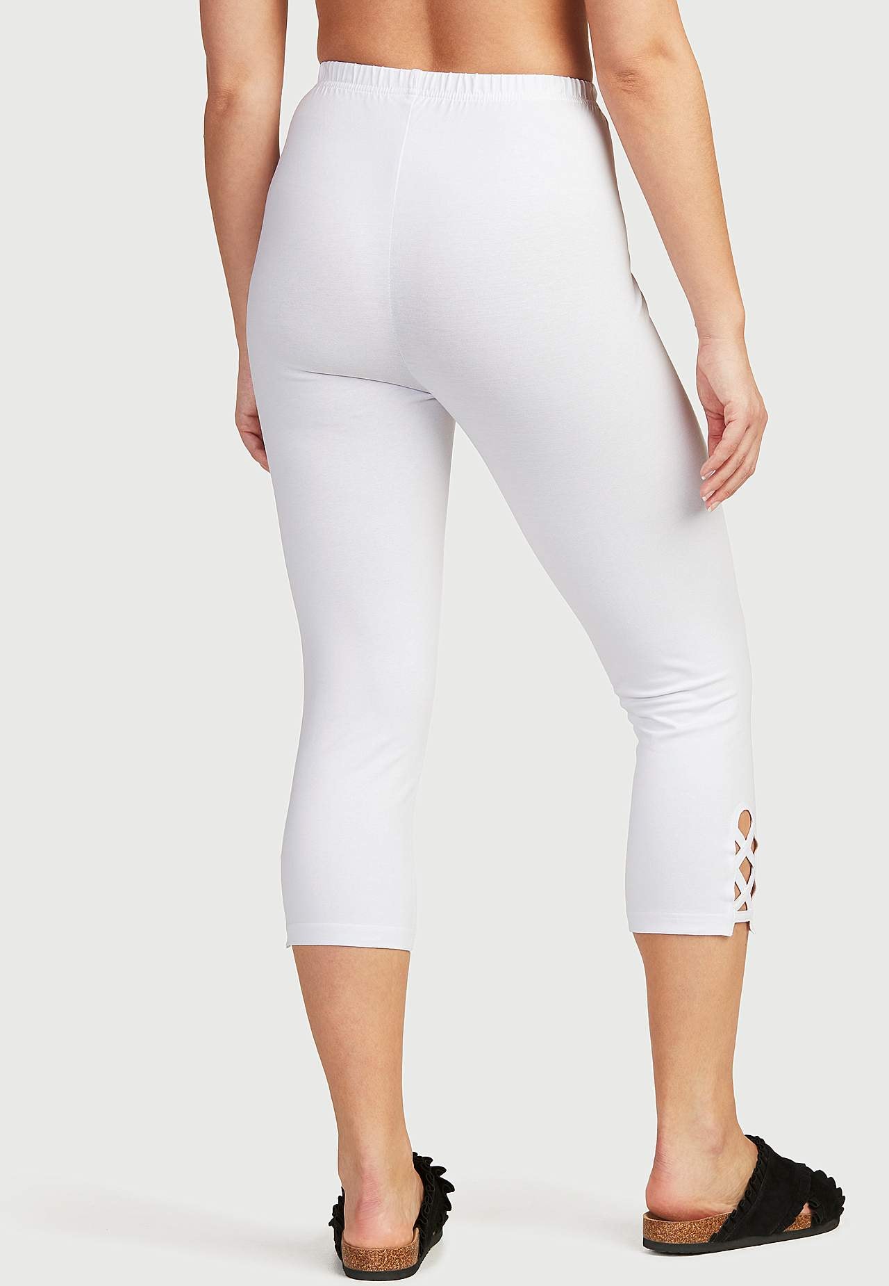 Capri leggings with nice details 2-pack