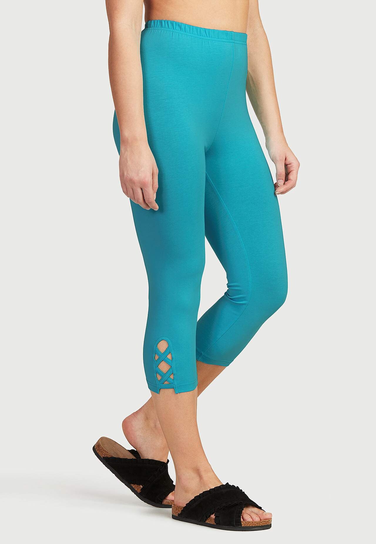 Capri leggings with nice details 2-pack