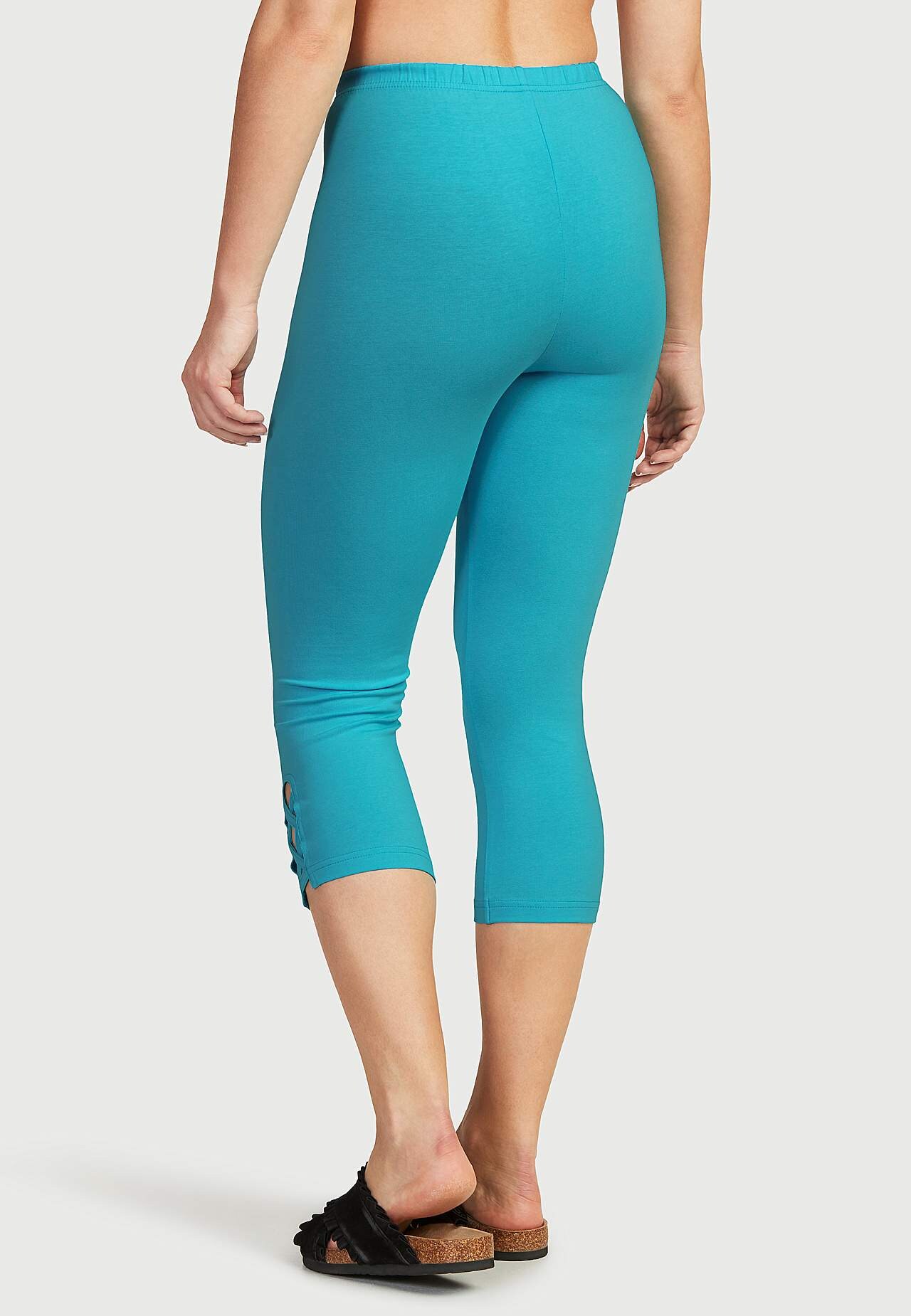Capri leggings with nice details 2-pack