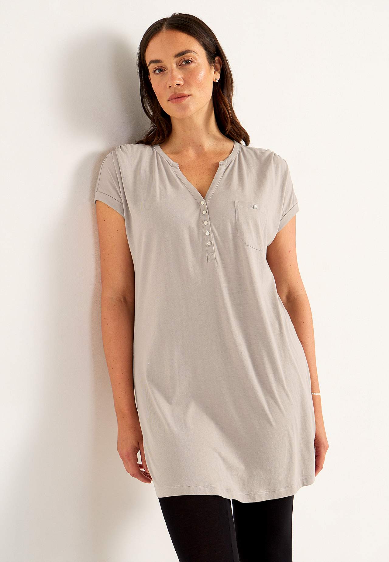 Jersey tuniq with metallic buttons