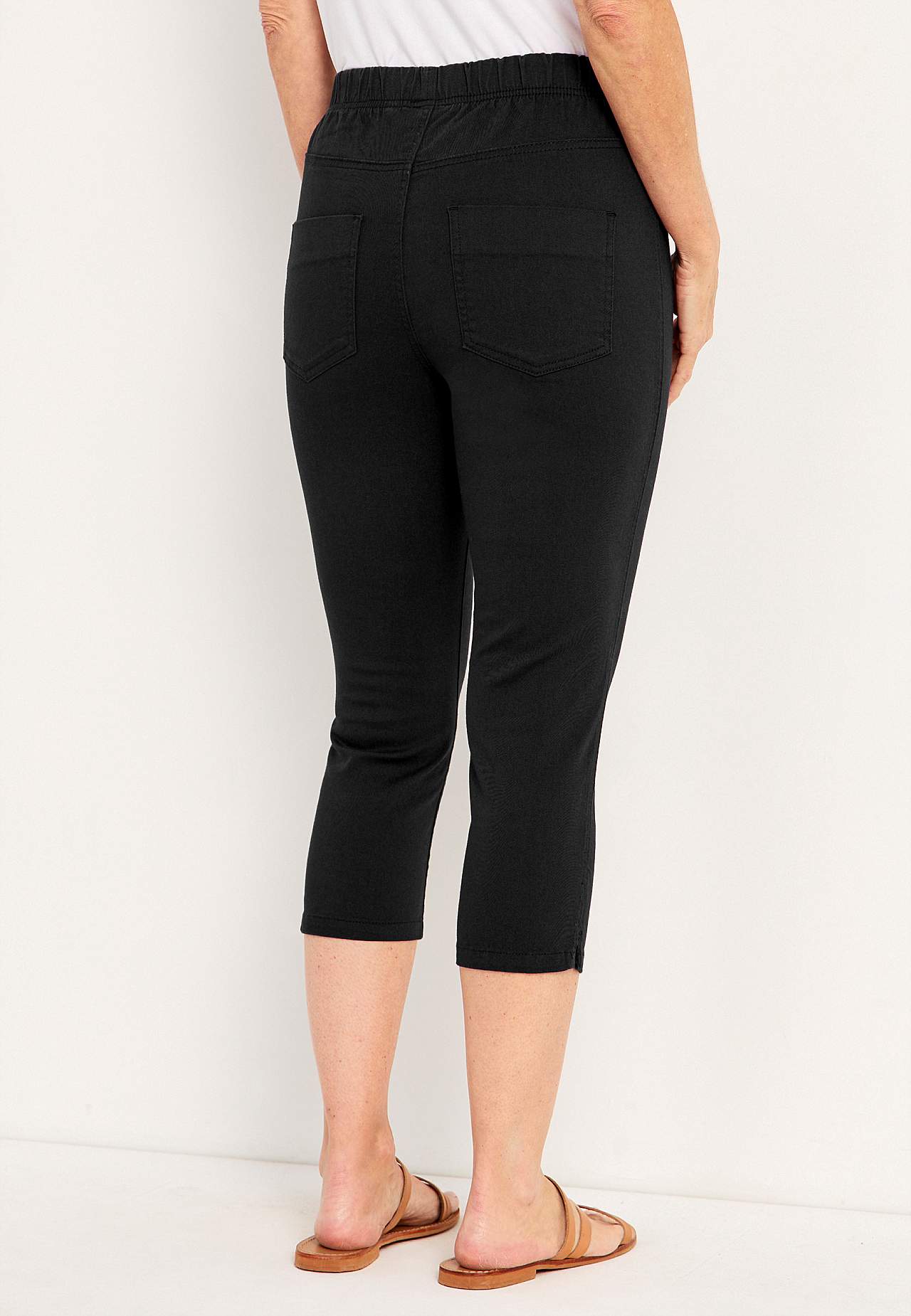 Comfortable capri trousers in cotton twill