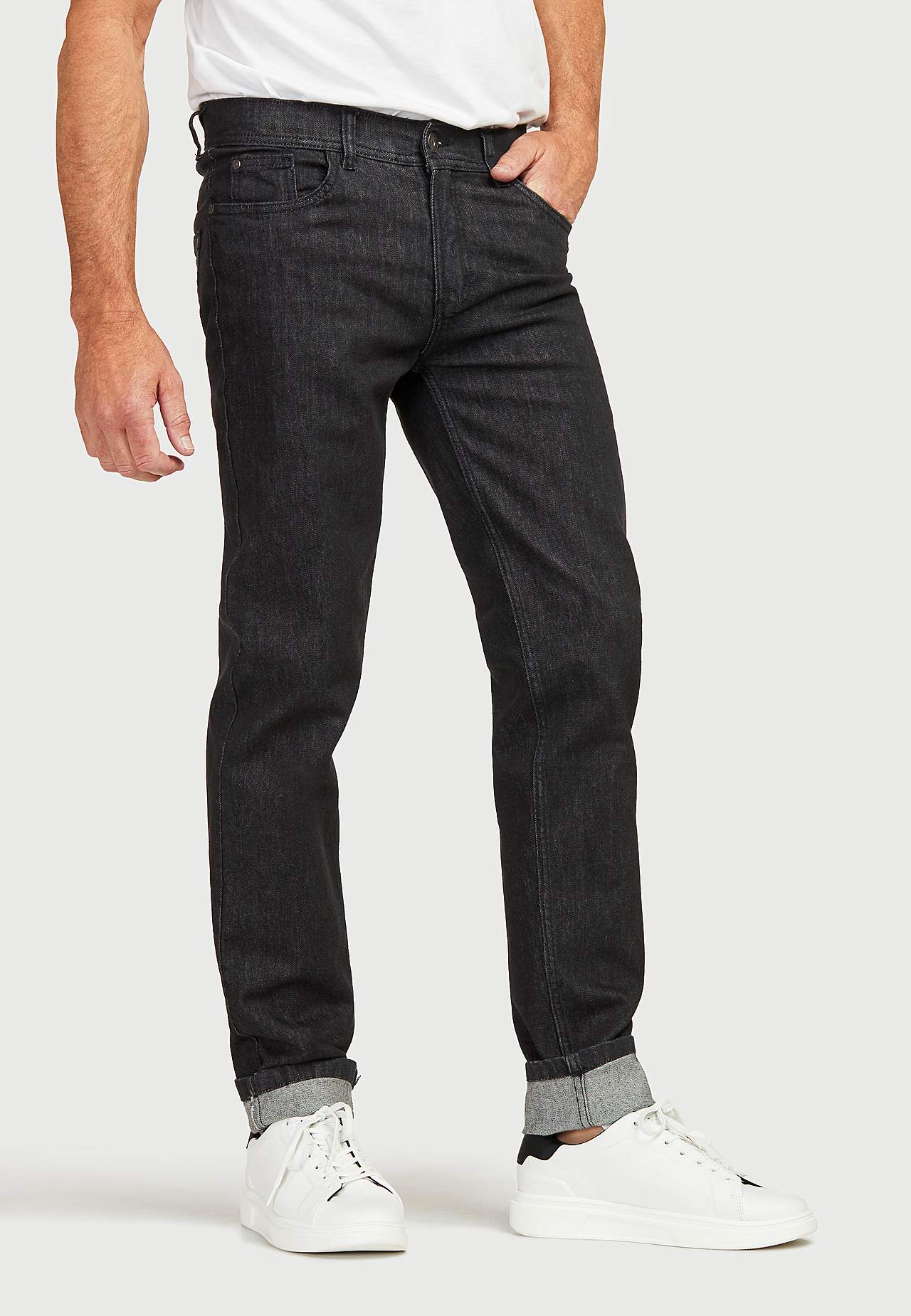 Straight jeans with stretch