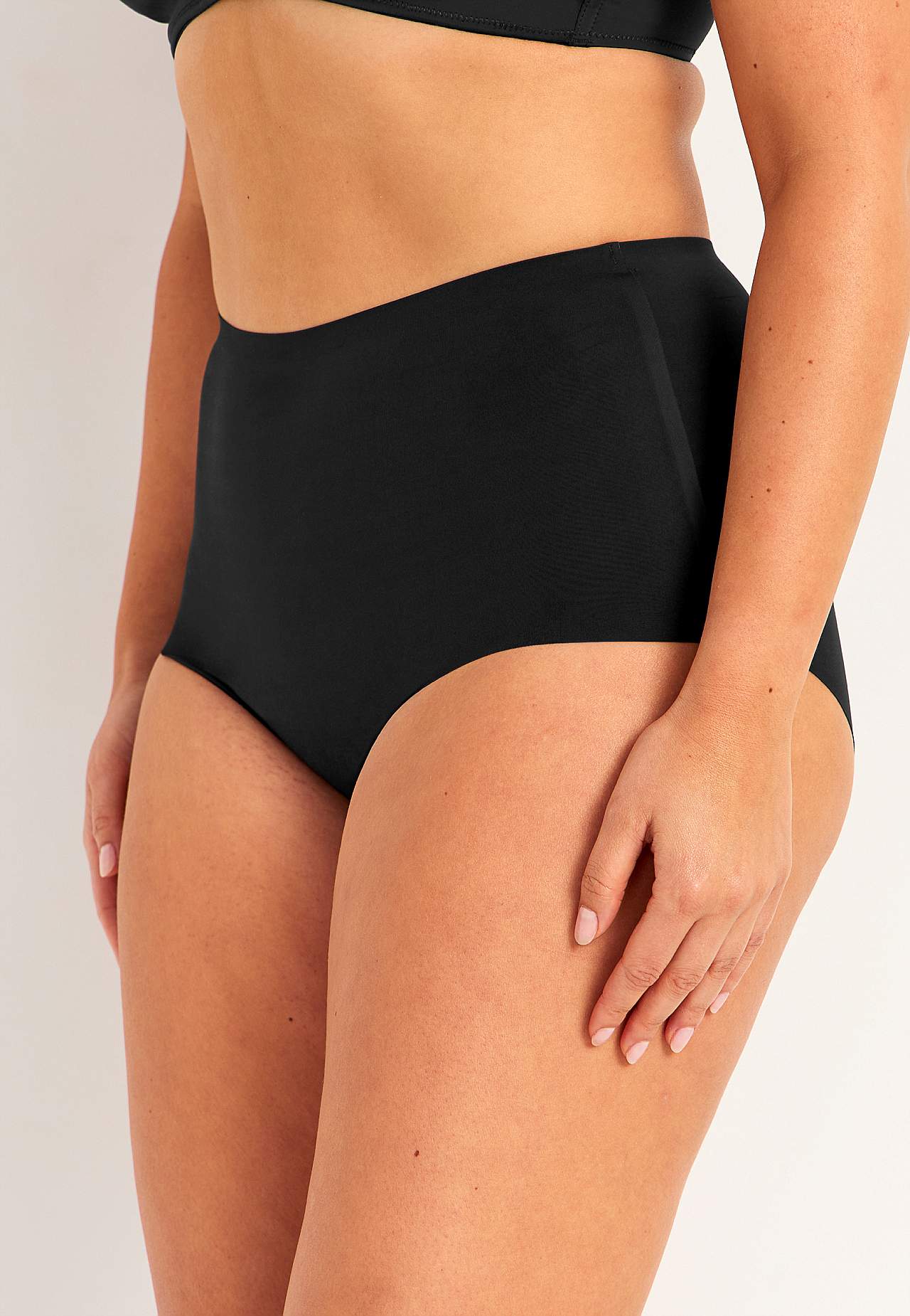 Comfortable women's briefs with high waist Ellie 3-pack