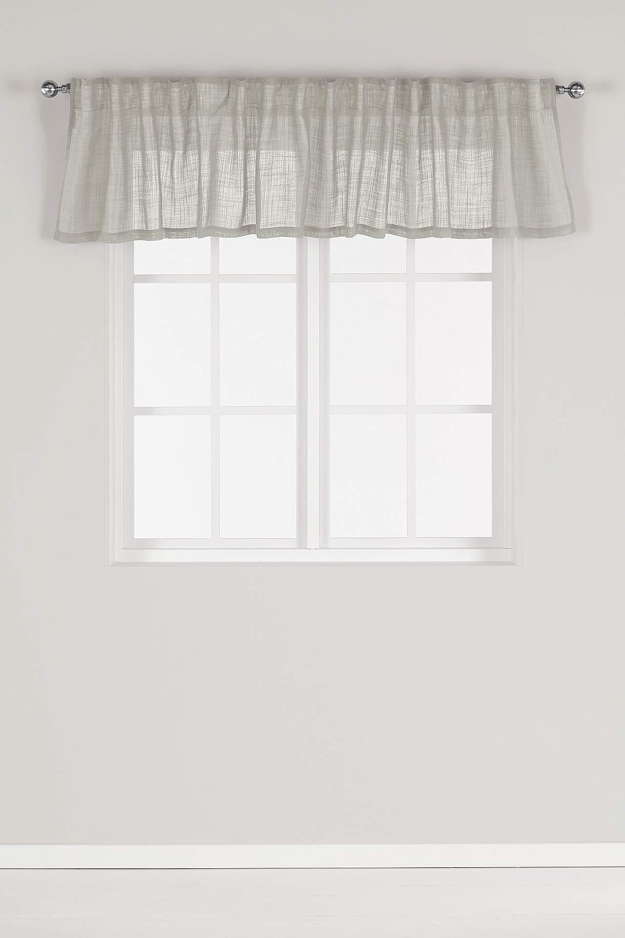 Unicoloured multi length tape pelmet with linen look